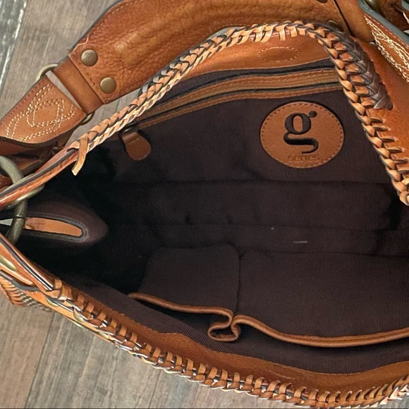 COLE HAAN G SERIES DETAILED WOMEN SHOULDER BAGS - Picture 4 of 6